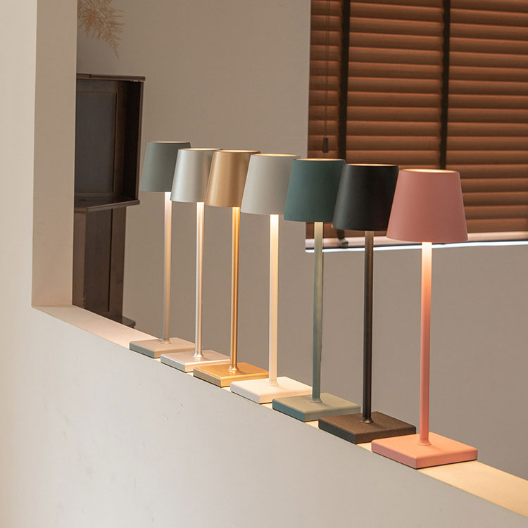ClassicLume | Rechargeable Cordless Desk Lamp 1