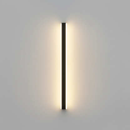 EvoBeam | Waterproof Outdoor Wall Lamp for Elegant Illumination