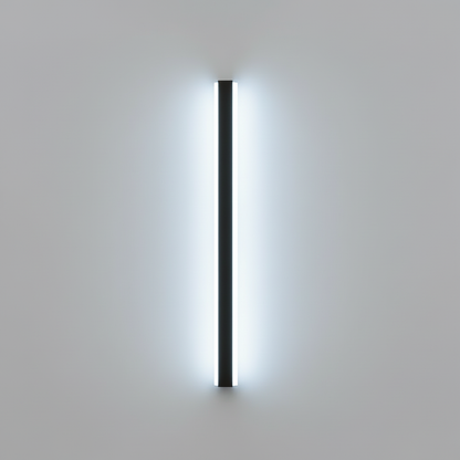 EvoBeam | Waterproof Outdoor Wall Lamp for Elegant Illumination